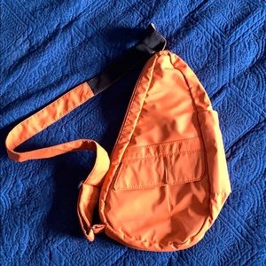 XS Healthy Back Bag with adjustable strap - NWOT